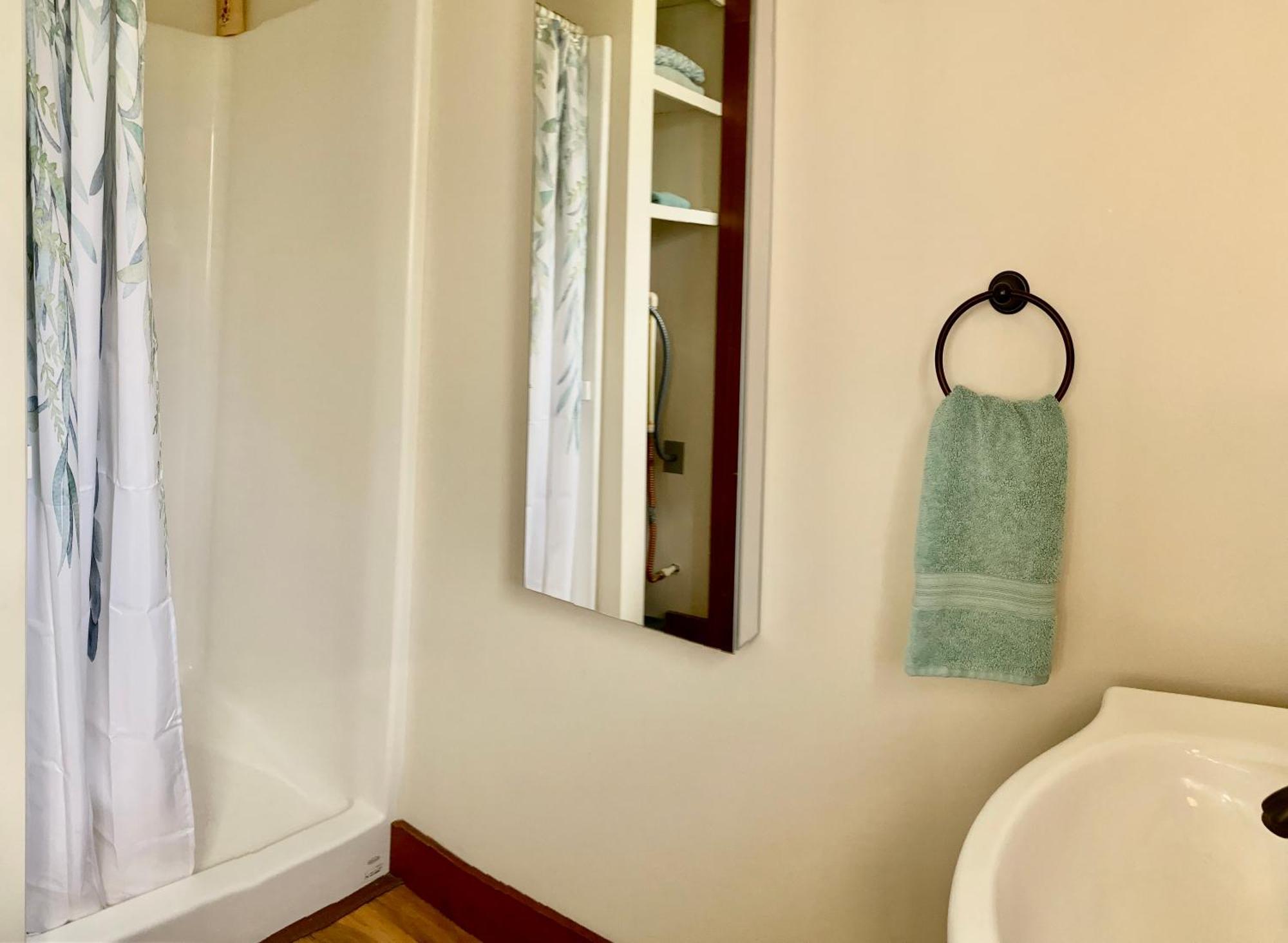 Hideaway Ranch Guest House Бонърс Фери Стая снимка